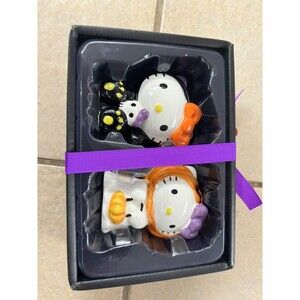 Blue Sky hello kitty & Friends Halloween skull salt and pepper shakers